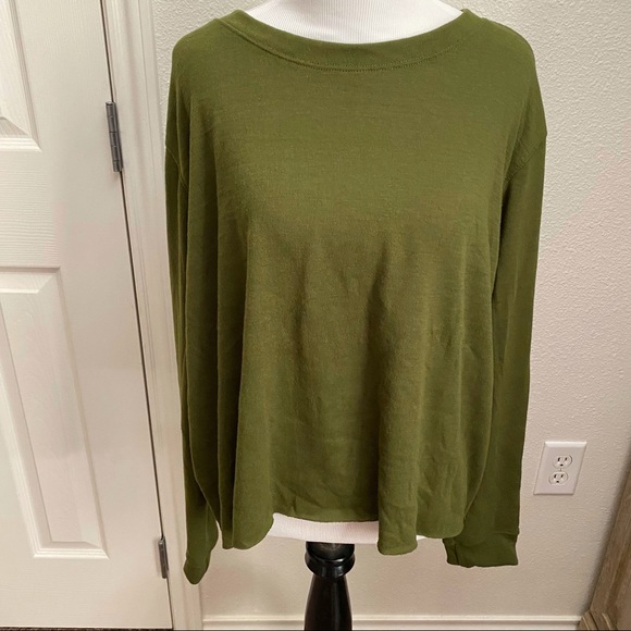 Agnes & Dora Olive Sweater Pullover - Picture 2 of 4